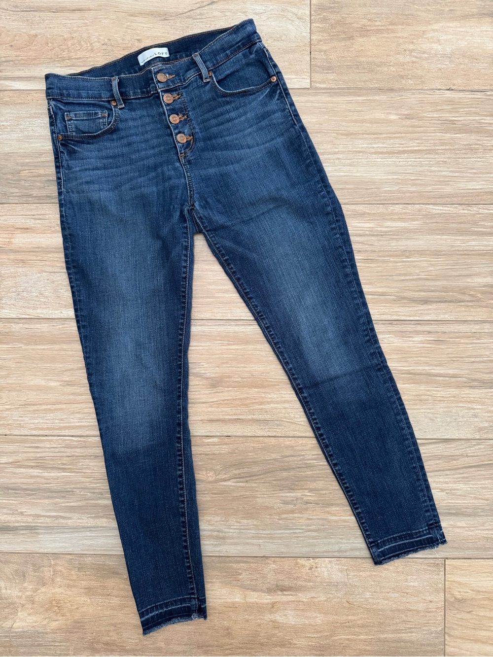 LOFT Modern Skinny Jeans Size 28 / 6